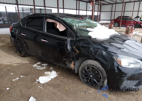 2018 Nissan Sentra S z USA, uszkodzony, nr VIN 3N1AB7AP8JY303895